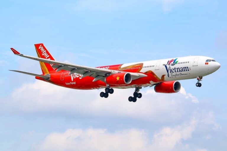 ក្រុមហ៊ុន Vietjet ប្រកាសដាក់ដំណើរការផ្លូវហោះហើរថ្មីស្របពេលការធ្វើសវនកម្មបង្ហាញលទ្ធផលហិរញ្ញវត្ថុដ៏រឹងមាំនៅឆមាសទីមួយនៃឆ្នាំ 2025 ការបន្តបង្កើនកងនាវាអាកាសចរនិងការពង្រីកបណ្តាញជាសកល