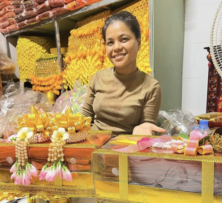 TikTok ជួយម្ចាស់អាជីវកម្មខ្មែរសម្រេចកំណត់ត្រាលក់ដាច់ខ្លាំងក្នុងរដូវបុណ្យភ្ជុំបិណ្ឌ